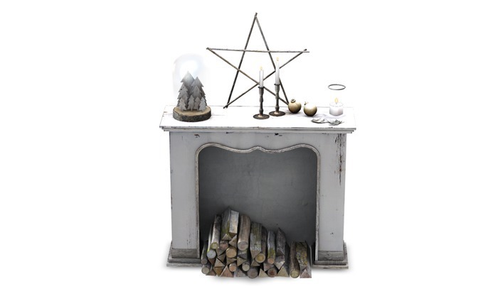 ionic :  Winter decor Fireplace