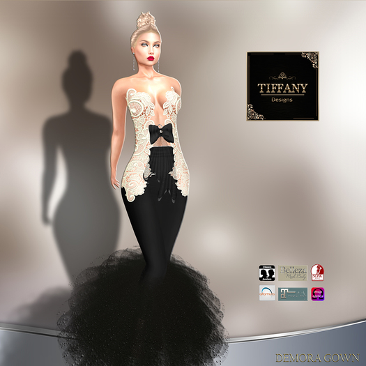 ::VIP Gift Inwold:: Debora Gown with Appliers