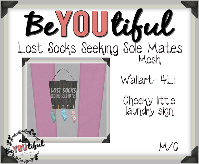 BeYouTiful} Lost socks wall art