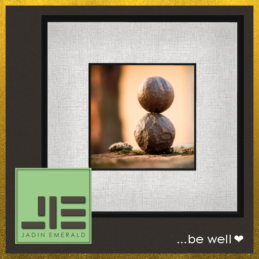 JE. Wellness Balance Wall Art - C/M (Wear to Unpack)
