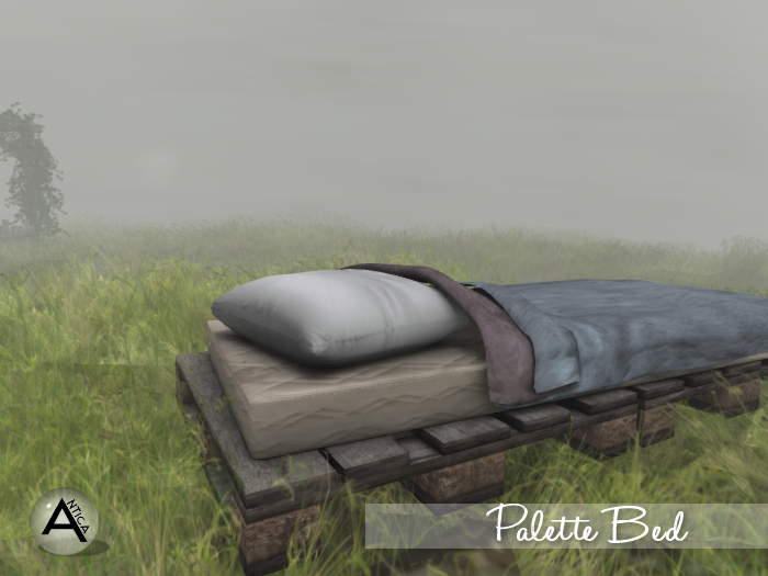 Antica Pallet Bed