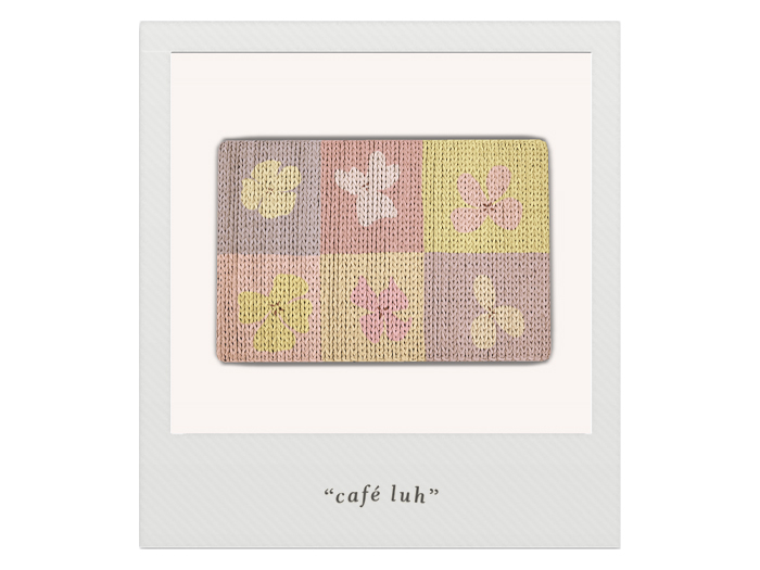 "CAFE LUH" woven rug: Fleur