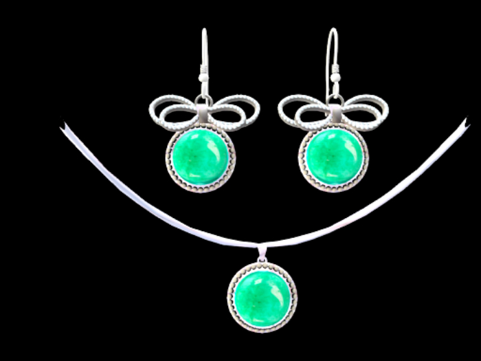 Bayou Magic Emerald Earring & Pendant set