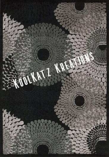 { KoolKatz Kreations } Rug (boxed )- Flower 22