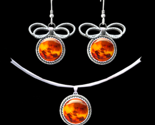 Bayou Magic Red Amber Earring & Pendant set