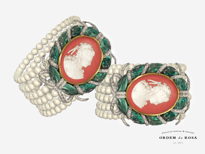 Ordem da Rosa - Cameo Pearl Bracelet (Emerald)