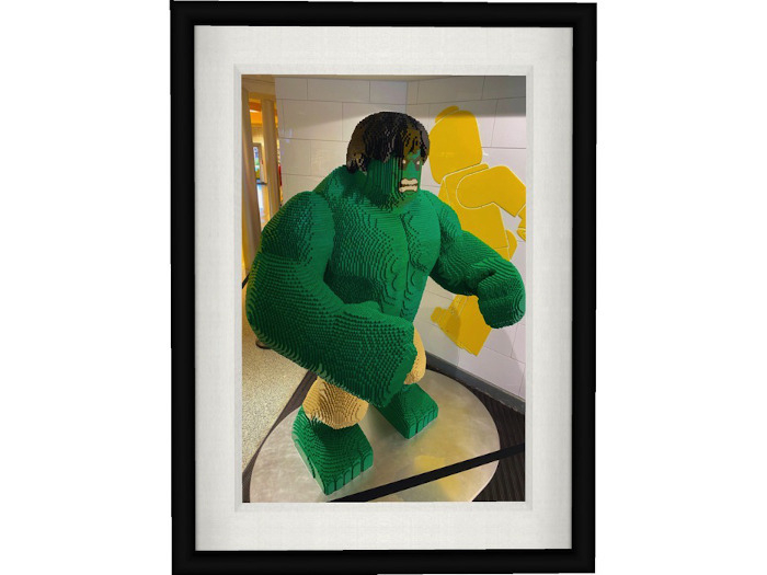 Lego Hulk (black mesh frame)