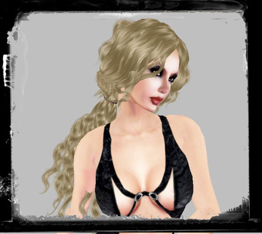 Oops! - Ishkha Laced Blonde (box)