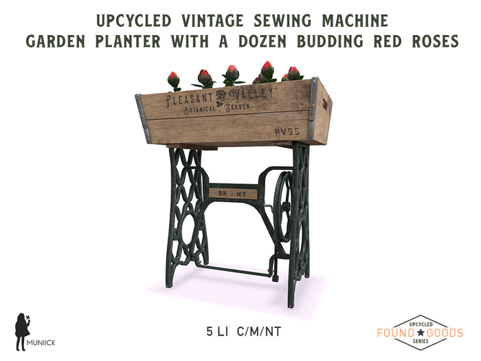 Muniick- Upcycled Vintage Sewing Machine Planter w/ Rose (Add)