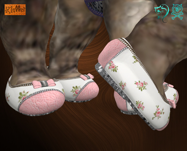 Dinkie Tiny Roses Pumps