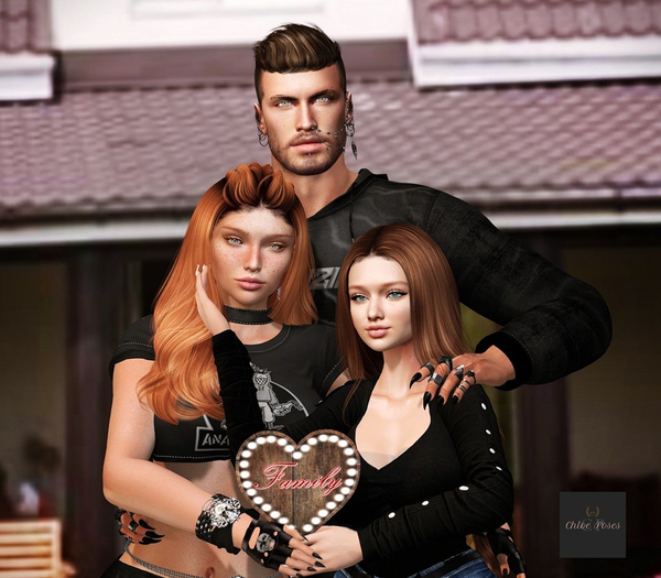 ..::Chloe Poses::.. - Family