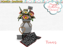 BMC909 - HAPPY BIRTHDAY - VASE OF DAISIES. A BEAUTIFUL GIFT FOR SOMEONE'S BIRTHDAY.