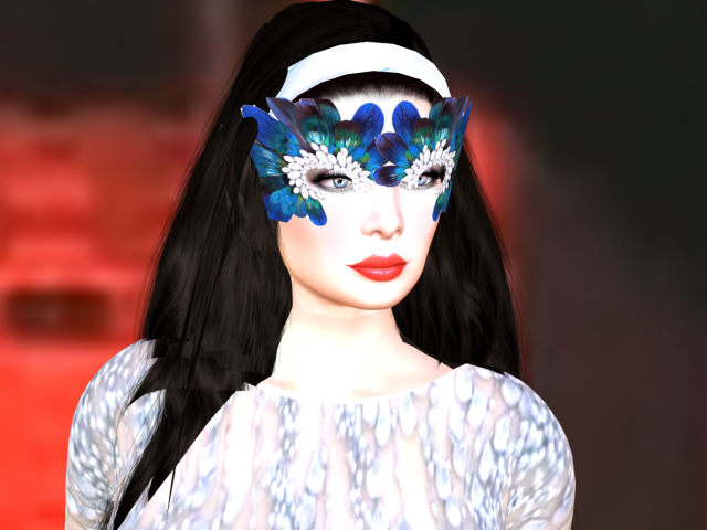 Adl Diamond Mask with feathers