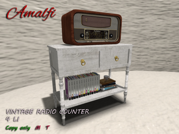 AMALFI HOTEL LOBBY - VINTAGE RADIO COUNTER