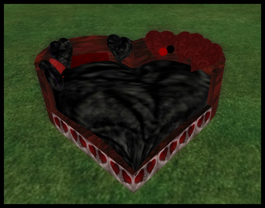 GOTHIC BLACK AND RED CUDDLE HEART