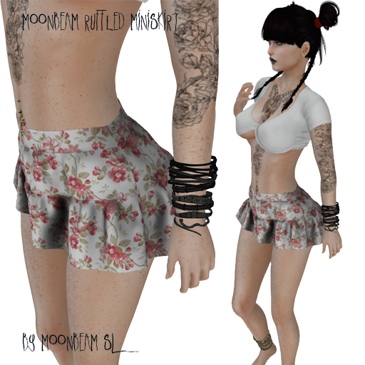 Moonbeam Red Floral Ruffled Miniskirt Box