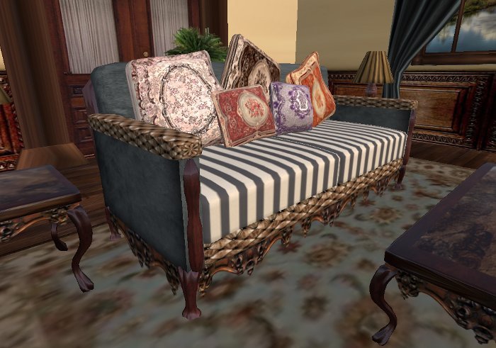 Fine Victorian Couch