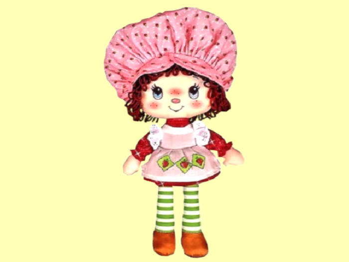 1 PRIM ALPHA CHILD WALL DECAL "STRAWBERRY SHORTCAKE DOLL" DECOR