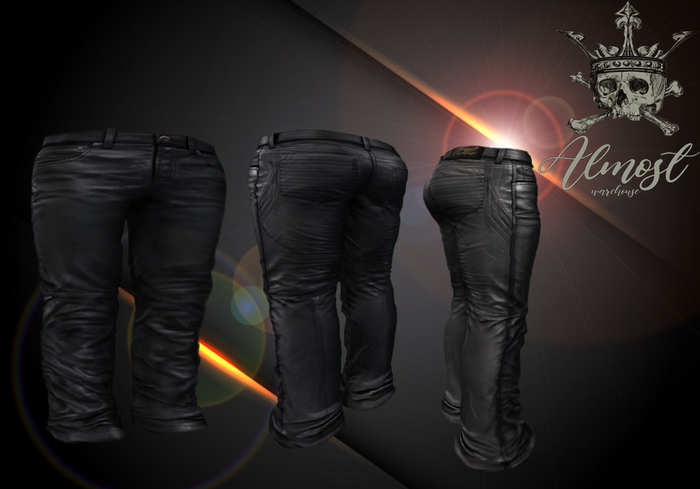 <Almost> Leather Black Pants