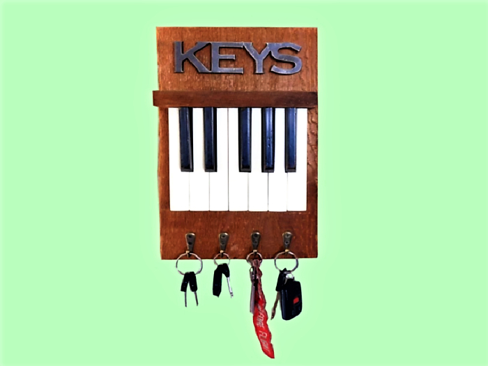 PIANO KEY HOLDER DISPLAY WOOD CRAFT HOME DECOR Farm&Country 3D Detailed Cut Out Wall Decal Style on 1 Prim C/M Just Hang