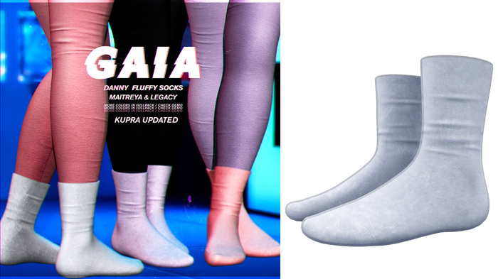 Gaia - danny fluffy socks//sky
