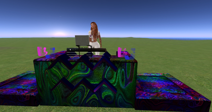 Grunge Wearable DJ Booth_05