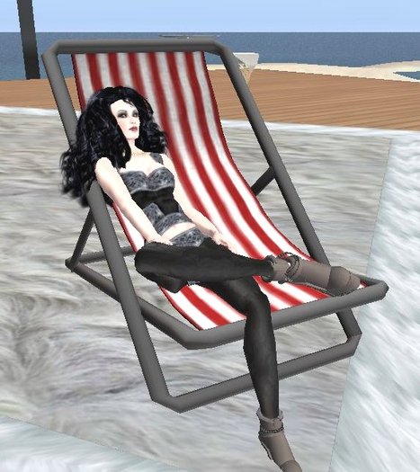 Deck Chair - Sit.... and Fall Off - Funny Animation