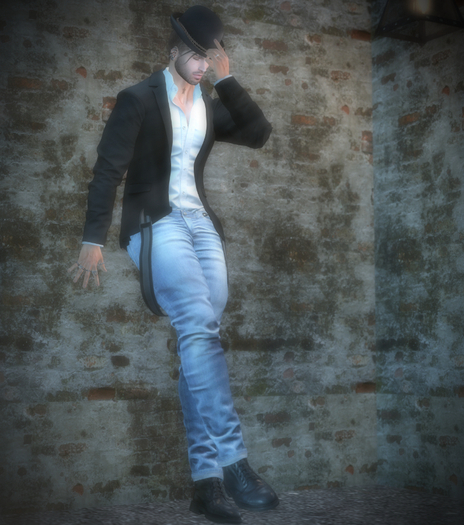 {Caress} Hat Tip Pose