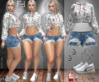 Fatal Fashion - Outfit 208: Cropped Hoodie, Shorts Jeans, Sneakers, Earrings