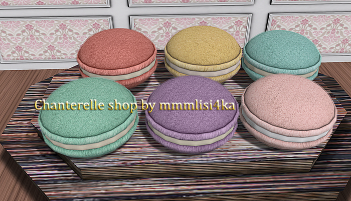 SAYO - Macaron Pillow - Sunny - COMMON