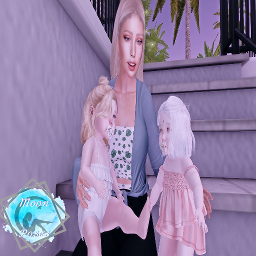 {Moon} Poses - Mommys Girls