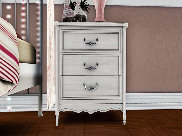 BR Furnishing Key to my Heart Side Table(add)