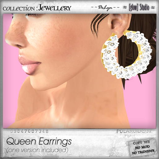 [ glow ] studio Queen Earrings