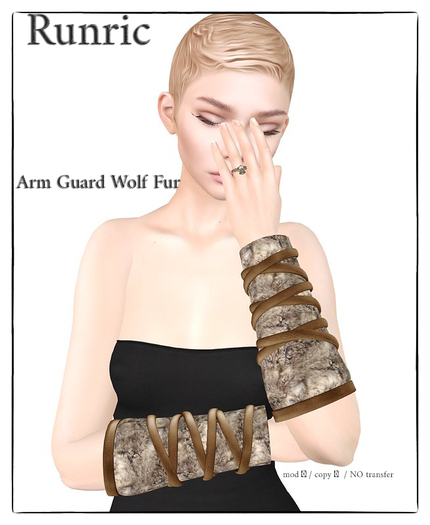 Runric -  Arm Guard Wolf Fur Box