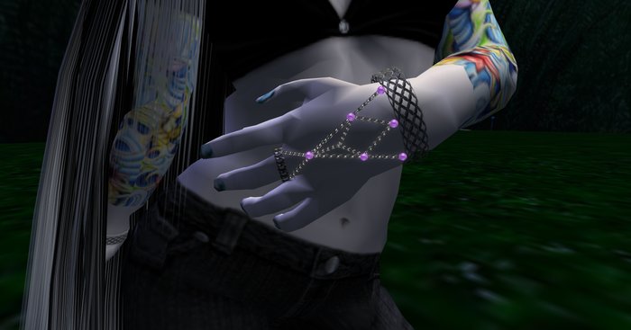 chain/mail hand web silver amethyst boxed