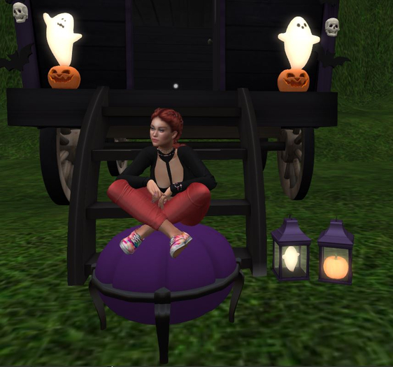 Purple Pumpking Stool Boxed