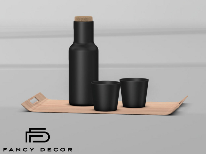 Fancy Decor: Larsen Water Tray