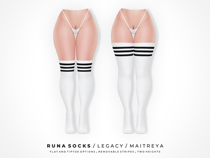 Otaku. Runa Socks / White