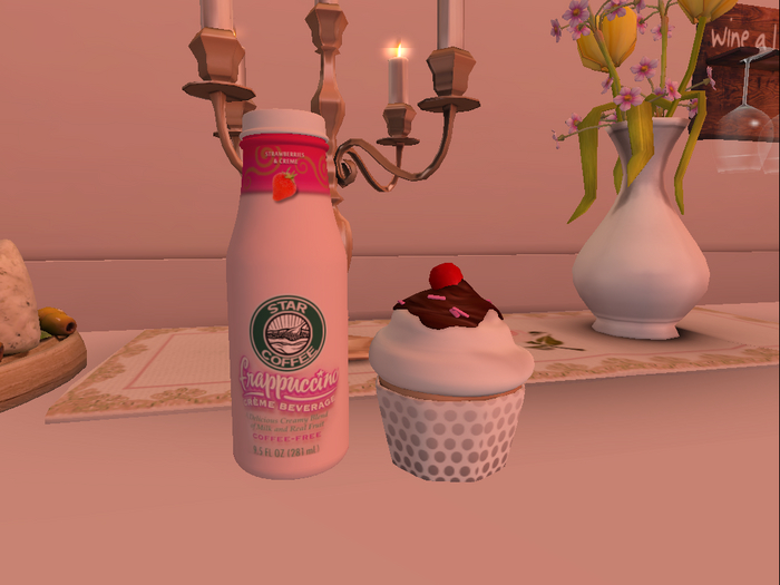 Witchy lil Things - Frappuccino Strawberry&Cupcake-Giver