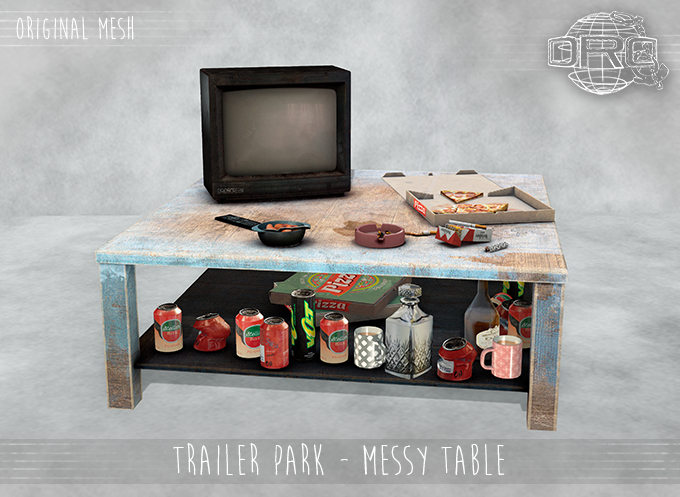 -DRD- Trailer Park - Messy Table