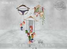 -DRD-  Trailer Park - Decorative Hangers
