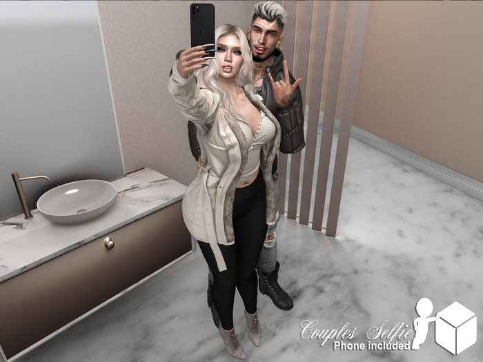 Prop'ed Up! Couples Selfie