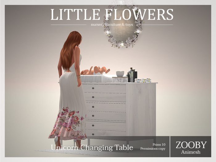 EV Little Flowers // Unicorn Changing Table ZOOBY