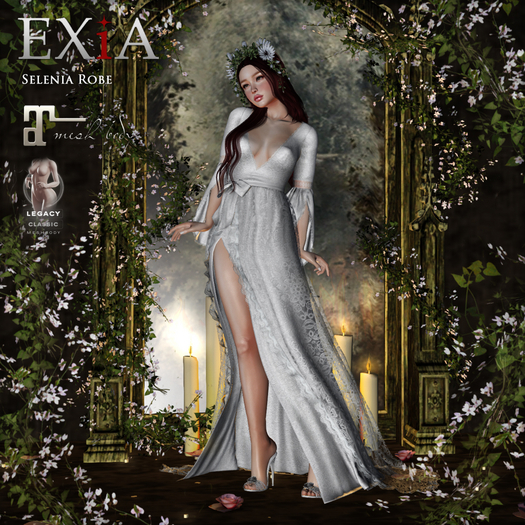 * EXiA * Selenia Robe White