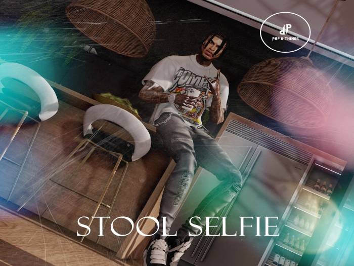 P/T  Stool Selfie Pose