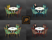 07-Retro Vibe Table with a Jello Flower - Boxed