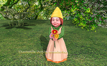 01 Mutresse - Delighted - Garden Lady Gnomes
