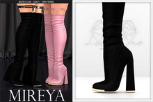 Look At Me. Mireya : black