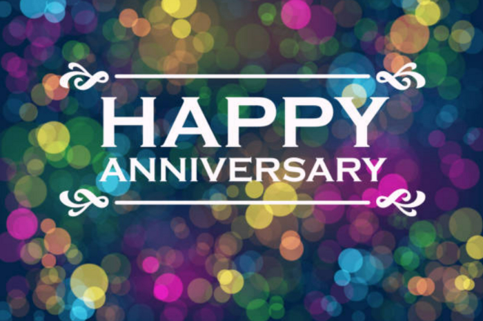 Happy Anniversay white letters dots