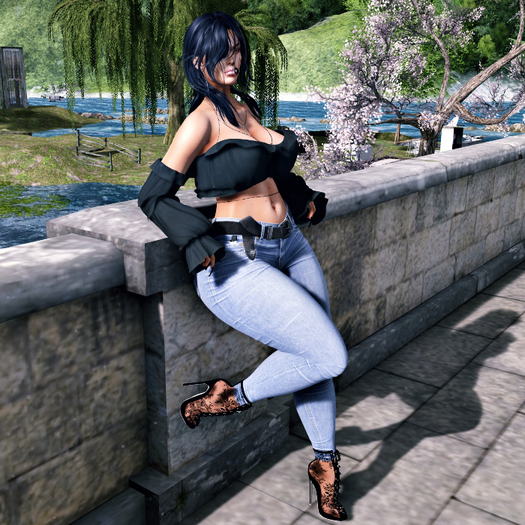 BB Sensation Pose - F